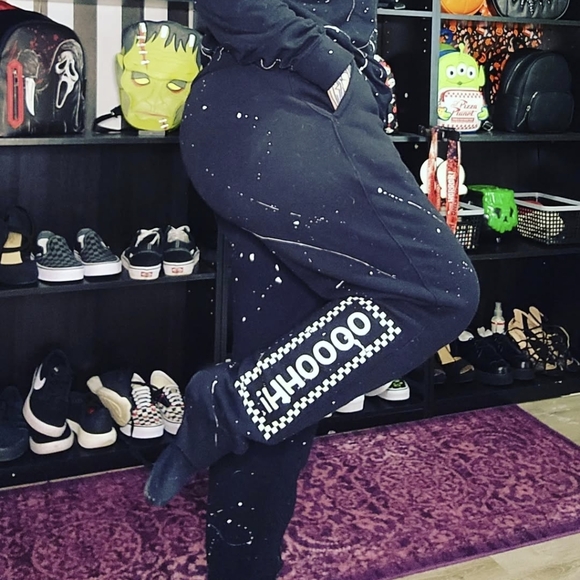 Pizza planet lounge set - Picture 3 of 10